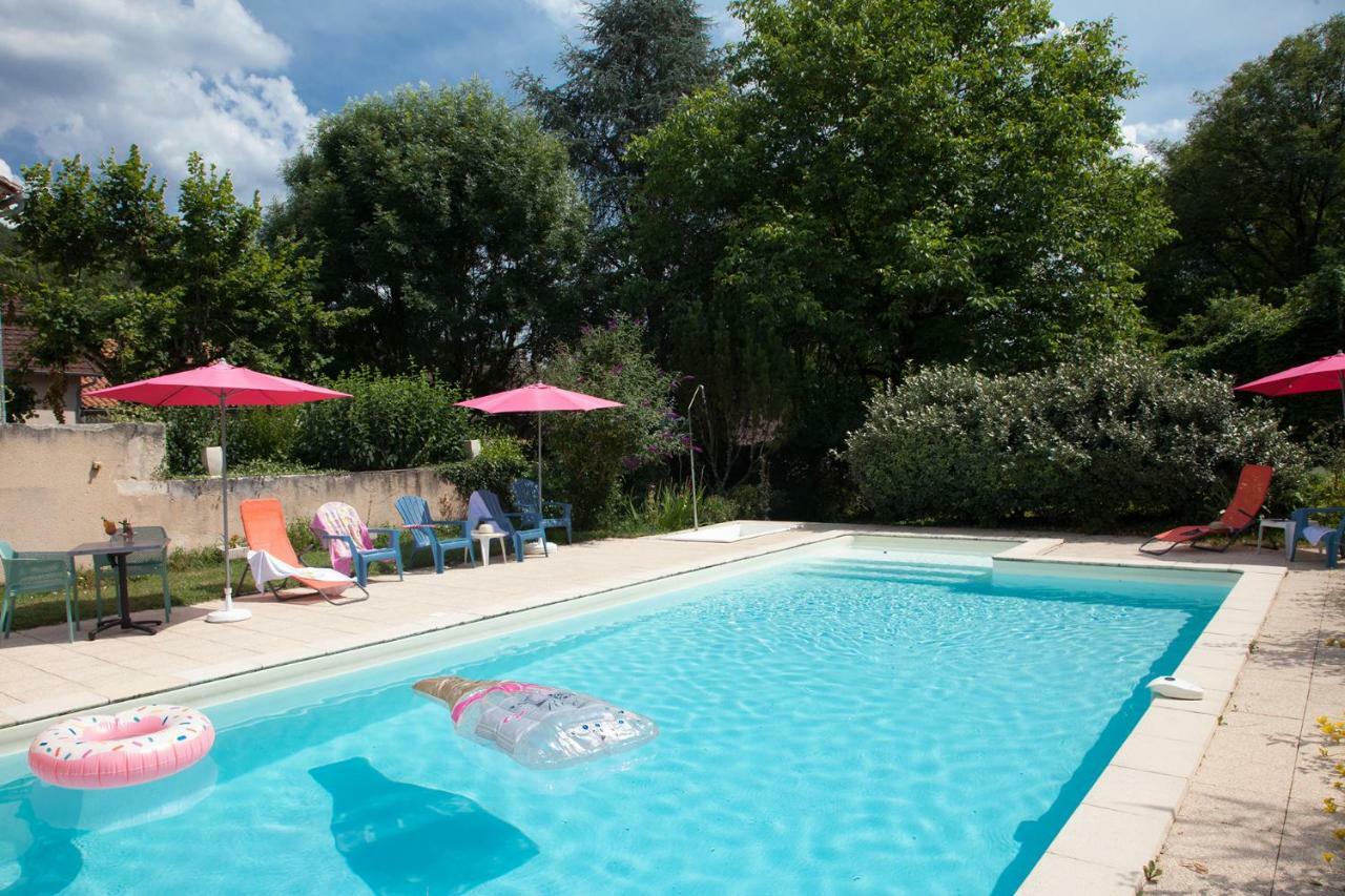 Le Lion D'Or Hotel Manzac-sur-Vern Exterior foto
