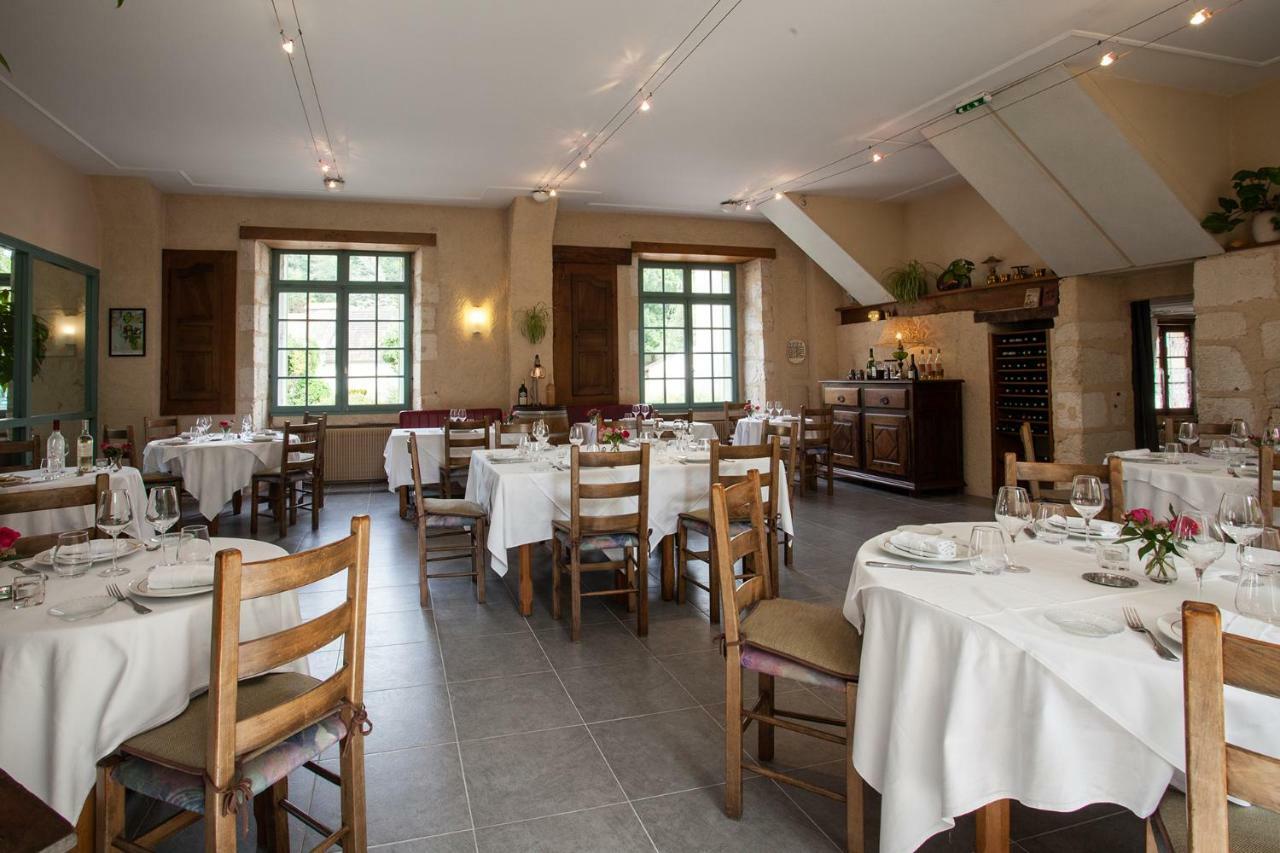 Le Lion D'Or Hotel Manzac-sur-Vern Exterior foto